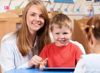 五年级上《“漫画”老师》习作从5个角度指导，还有2篇范文