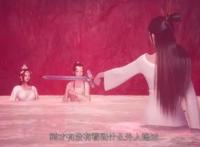 《武神主宰》：秦尘“偷看”漂亮妹子洗澡，无奈被追杀！