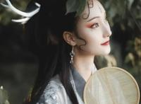 《团宠医妃：我家夫人谁敢惹》我家夫人只有我能欺负！