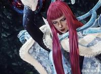 《万界神主》全程“打酱油”的一名角色，不是被抓就是被控