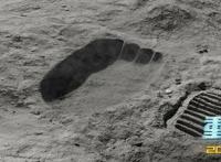 登月第一熊2022年大年初一，看《熊出没·重返地球》