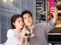 “日常互怼CP”阚清子纪凌尘，会拍照、宠女友，实力演绎最美爱情