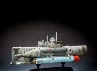 模型故事:二战时期世界上最小的潜艇，诞生于德国，却退役于法国