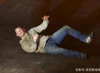 汤姆·哈迪片场照大公开电影《毒液：致命守护者》备受粉丝期待