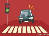 北京晚报评论：“45度让路法”，让的是生命