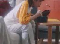 据说漫画很好看，这部脑洞打开的网剧《只好背叛地球了》可期待？