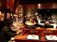 日本一奇葩餐厅吃饭像受刑，未成年人不能进入，服务员超有个性