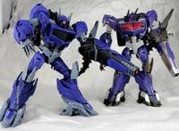 变形金刚《领袖之证》：霸天虎塞伯坦星球守卫指挥官-震荡波