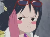 《海贼王》动漫中那些长腿女海军，颜值爆表比罗宾都美！