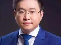 身价超30亿、与王思聪纠葛5年、只带1个小姐姐敲钟……这位80后富豪为谁做嫁衣？