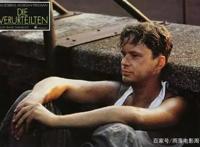 这部电影是对“996”工作制，最好的反驳，年轻人别再被生活所累