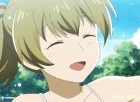 抛弃女儿的爸爸，在一年多后现身，看着想打他