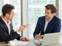 职场阴谋！6个逼员工主动离职的套路，早知道不吃亏！