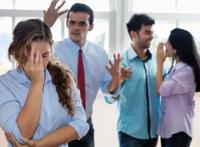 职场厚黑学：好处不会白拿，背后必有阴谋