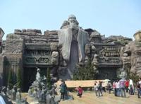 主题乐园十年沉浮录