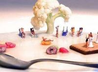 《山海经》有三十多个怪异的国家，小人国，美人鱼和鸟人至今还在