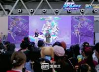 暑假标配来了，线上线下齐嗑cp，沉浸式追剧你一定不能错过