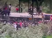 美新冠疫情死亡人数超百万前一晚，400人在芝加哥参加“酒精派对”