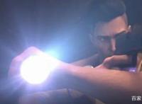 末世觉醒之入侵：洛凝拿枪指着何铭，但马三却放弃了击杀洛凝