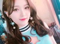 爱情骗子吴宣仪了解一下，和队员关系超级好，有没有骗走你的心