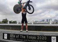 “铁臂阿童木”单手推开世界的门