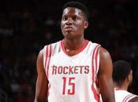 火箭中锋拒绝8000万续约合同或被交易，周琦或将迎来曙光？