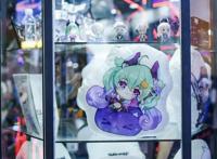 《雏蜂：深渊天使》大BOSS空降炸翻萤火虫49位魔灵萝莉激萌现身