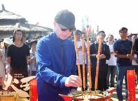 冯小刚入局二次元，《火王》会开启漫改真人2.0时代么？