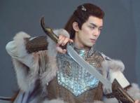 《长歌行》定妆照曝光，热巴又美又飒，吴磊眼神狠厉，女二人气高