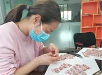 抗疫一线｜小小一片贴纸送你大大好心情