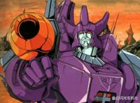 变形金刚霸天虎演化生命多样形态的领袖：惊破天