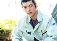 山田裕贵《那些年》顶和尚头尬《虹色时光》，狠打女演员屁屁