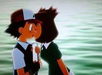 这七个能幻变成人形的神奇宝贝，其中一只想嫁给小智！