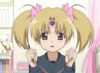 亲吻姐姐：当你们争亚香还是理香的时候，这个小萝莉我偷偷带走了