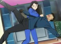 名侦探柯南中最能打得5个女人，熟女对战300斤胖子，少女一招终结