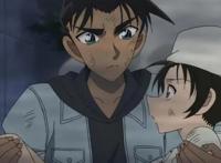 《名侦探柯南：唐红的恋歌》：平次和叶发糖，新兰互赠歌牌显心意