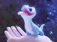 冰雪奇缘2吉祥物雪宝地位被占据，火灵成新萌神，还出了超萌戒指