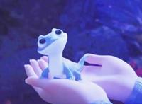 冰雪奇缘2吉祥物雪宝地位被占据，火灵成新萌神，还出了超萌戒指