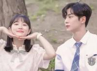 只可惜，山鸟与鱼不同路，我和他也无例外。