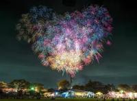 打上花火，来动漫里一起感受夏日祭花火大会的浪漫告白吧