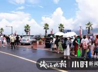 “烟花”来临前，奇美天空刷屏网友：或许这是暴风雨来临前的片刻安静