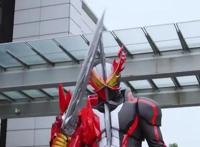 假面骑士圣刃：首个反派岩石王魔像登场，飞羽真化身假面骑士