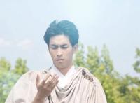 假面骑士圣刃：尤里留下线索，会去找流苏，果然一切尽在掌握之中