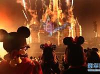 上海迪士尼庆祝米老鼠动漫形象90岁生日