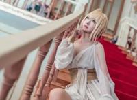 Fate：尼禄睡衣cos，修长玉腿堪比模特，网友：吾王也没这么美吧