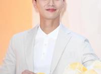 《梨泰院CLASS》后朴叙俊再参加综艺节目《尹STAY》，1月8日开播