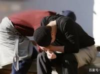 《尹STAY》再次收到神父的肖像画！主厨「郑有美」变成镇店之宝