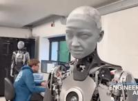 逼真的仿真人机器人面世，日本机器人动漫预言帝，对未来细思极恐