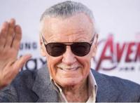 漫威之父去世！一生寻求正义事业，晚年遭家人折磨，生活凄惨