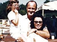 漫威之父去世！一生寻求正义事业，晚年遭家人折磨，生活凄惨